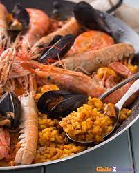 Giallozafferano On Instagram Paella De Marisco Scopri Una Delle Ricette Piu Buone E Belle Della Cucina Spagnola Per La Ricetta Link In Bio E Nel