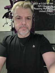 Gay male seeking partner in Reading, PA