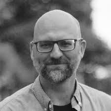 Chris Ellzey's Instagram, Twitter & Facebook