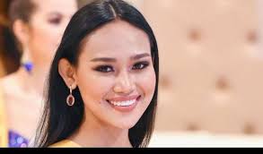 Mexican miss andrea meza don win crown as miss universe 2021 for ceremony wey shele for di united states. Han Lay Miss Myanmar Who Voiced The Struggle Of The Myanmar People At The World Beauty Contest Newsy Today