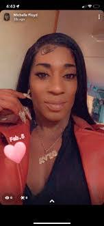 Dominique Floyd's Instagram, Twitter & Facebook