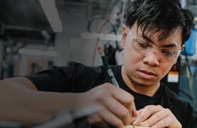 Phi Beta Kappa Inducts 148 New Members