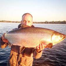 Great Lakes Salmon Fishing Charters Fishing Pictures Salmon Fishing