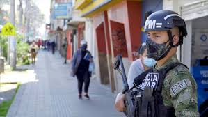 Este martes, en rueda de prensa, la alcaldesa de bogotá, se refirió a las medidas que se mantienen y a las al inicio de la intervención, la alcaldesa anunció que bogotá entra en alerta roja hospitalaria. Bogota Pasa De Alerta Roja A Naranja Tras Superar Segundo Pico De La Pandemia De Covid 19 Diario Digital Nuestro Pais