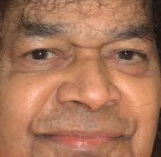 Dirty clothes and clean mind are more better than clean clothes and dirty  mind . #free_mind