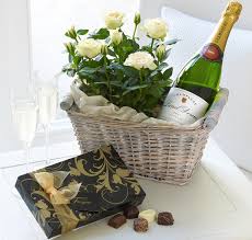 Most inspiring pictures and photos! Pictures Roses Candy Champagne Box Flowers Wicker Basket Food Bottle