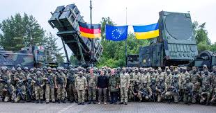 U.S. fast tracks air defense interceptor missiles to Ukraine ahead of other  countries - CBS News