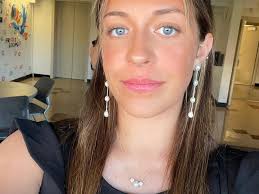 Happy Daughter's Day to out beautiful Daughter @ Allison Palmer!! You have  shown incredible strength, grace and courage these past 9 months babe 😘  I'm so proud you are my daughter and