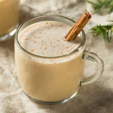 Coquito Das Trendgetrank Aus Puerto Rico Rezept In 2020 Eierlikor Rezept Rezepte Essen Und Trinken