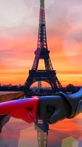 Miraculous ladybug wallpaper miraculous ladybug fan art miraclous ladybug ladybug comics lady bug ladybug und cat noir marinette et adrien mlb catty noir. Ladybug En Paris Novocom Top