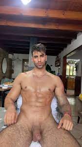 Hombres buenos desnudos twitter