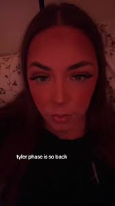 Maisy Brooks (@maisybrooks1)