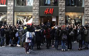 Ahead you'll find cute and inexpensive leggings, sports bras, and athletic tops, and shorts. Affordable Fashion Brands Get It On In Vietnam