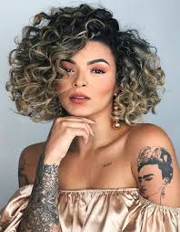 50+ short curly hair ideas to step up your style game. Stunning Ideas Of Short Curly Haircuts For 2020 Stylezco