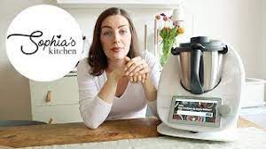 This is a universal multifunctional device that can thermomix: Thermomix Tm6 In Depth Review Sophia S Kitchen Youtube