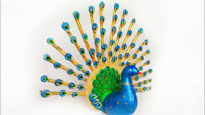 How To Make Peacock Diy Making Very Beautiful Peacock From Newspaper Newspaper Crafts Peacock Crafts Art N Craft