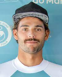 Gustavo is a spanish, italian and portuguese male given name derived from gustav /ˈɡʊstɑːv/, also spelled gustaf, of old swedish origin, possibly meaning staff of the geats, derived from the old norse elements gautr (geat) and stafr (staff). Gustavo Arrojo Gka Kite World Tour