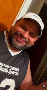 Happy Sunday, I'm 49, well educated and emotionally intelligent looking for  my special woman. Honesty and loyalty is important to me. I would rather  write a whole book with my special person