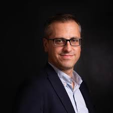 Discover Our Speakers