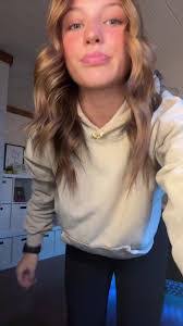 Kendra Hensley's Instagram, Twitter & Facebook