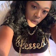 Shana Gilmore's Instagram, Twitter & Facebook