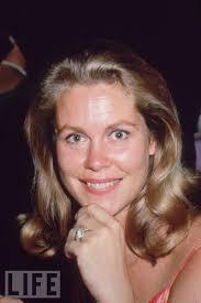 História do Emmy em fotos