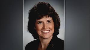 Episode 20: Elizabeth Guthrie-Nail