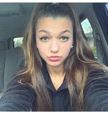 Mackenzie Dell'Aria (@DellMackenzie)