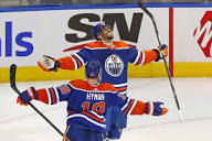 Evander Kane Gets a Lucky Bounce - The Hockey News Edmonton Oilers ...