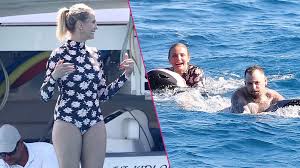 The actress used a surrogate after trying ivf to conceive. Cameron Diaz Sexy In Swimsuit On Luxury Saint Tropez Yacht
