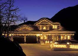 33 Dazzling Ideas For Winter Decorating With Christmas Lights Christmas House Lights Outdoor Christmas Lights Decorating With Christmas Lights