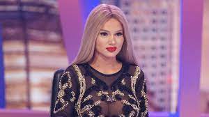Such auf der benefit website nach angeboten & gratisversand. Shirin David Das Neue Dsds Jurymitglied Uberrascht Standig Mit Neuen Stylings