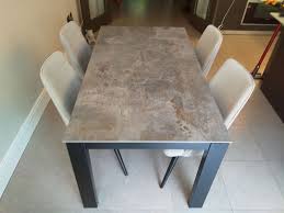 pin op everest dekton table