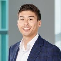 Max Mendel's Instagram, Twitter & Facebook