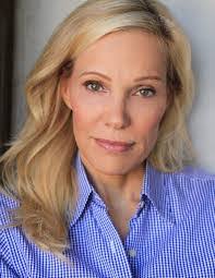 Lisa Finlayson's Instagram, Twitter & Facebook