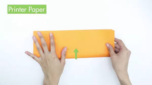 Toma un pedazo de papel de impresora que sea de 22 × 28 centímetros (8 1⁄2 × 11 pulgadas) y ponlo en una superficie plana. Como Hacer Un Avion Bumeran Con Imagenes Wikihow