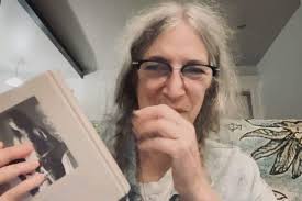 Happily talking about nothing