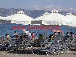 Πριν από λίγα λεπτά δόθηκε εντολή εκκένωσης των χωριών πευκί, αρτεμίσιο, βουλίκι και γούβες. Peyki 3enodoxeia Enoikiazomena Dwmatia Studios Boreia Eyboia