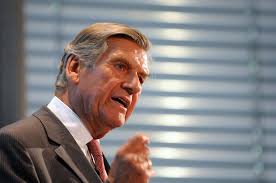 Manager-Ikone Ekkehard Schulz sprach beim Unternehmertag über den  Industriestandort Deutschland