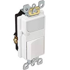 Leviton 6526 W 15 Amp 120v Ac Combination Decora Switch With Led Guide Light White Wall Light Switches Amazon Com