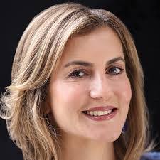 Mackenzie Barth's Instagram, Twitter & Facebook