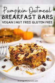 Healthy Pumpkin Oatmeal Bars Vegan Shuangy S Kitchen Sink Recipe Pumpkin Breakfast Oatmeal Breakfast Bars Pumpkin Recipes