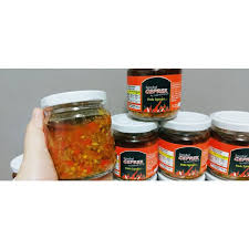 Dalam pembuatan sambal geprek ini tentu saja cabe rawit menjadi bahan utama yang wajib ada karena primadona dari sambal geprek ini adalah tingkat kepedasannya yang semakin menambah kenikmatan. Sambal Geprek Prices And Promotions Aug 2021 Shopee Malaysia