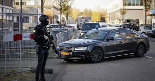Misdaadverslaggever john van den heuvel heeft een exclusief gesprek gehad met de nieuwe advocaat van kroongetuige nabil b. Kroongetuige Nabil B Haalt Fel Uit Naar Verdediging Taghi U Heeft Wiersum Voor De Bus Gegooid Binnenland Gelderlander Nl