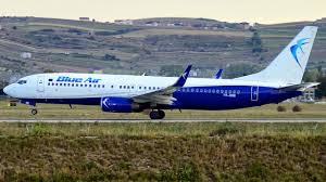 Plus d'espace pour les jambes et services de restauration à bord gratuits. Blue Air Va Zbura SÄptÄmana Aceasta La Dublin T2t Ro