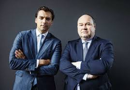 Wel blijft hij tot de verkiezingen in de tweede kamer, net als in het bestuur van de partij. De Grote Man Achter Thierry Baudet Nrc