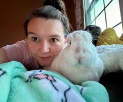 Bubbles didn't want to share the camera spotlight with mom 😭🫧📸😂