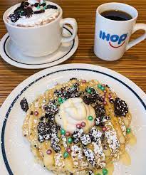 Oreo Ihop Is Bringing Us All Of The Holiday Cheer With Their Milk N Cookies Pancakes And Cookies N Cream Hot Chocolate Packed With Oreo Cookies Have You Tried Them Yet