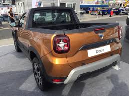 La marque roumaine lance une version utilitaire de son suv sur son marché national. Coachbuilder Unveils 2018 Dacia Duster Pickup Prototype Carscoops