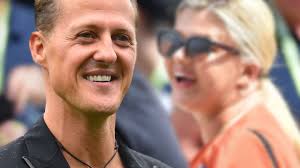 Johnny depp und brad pitt: Michael Schumacher So Stolz Ist Seine Corinna Auf Tochter Gina Bunte De